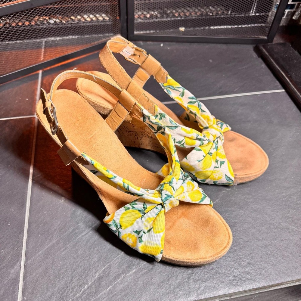 Aerosoles Womens Lemon Print Cork Wedge Sandals Plush Pillow Yellow White 10.5M